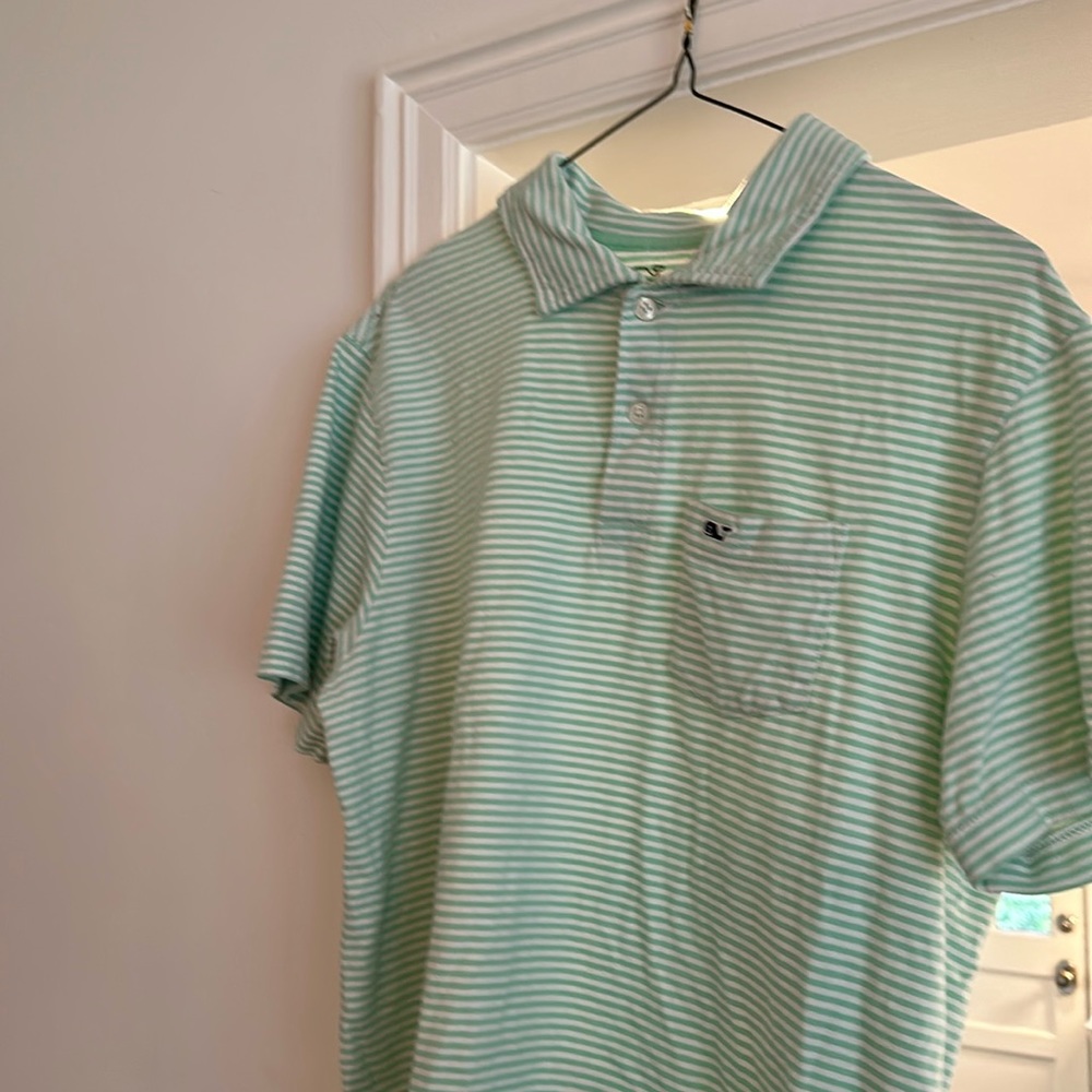 Vineyard Vines. Polo style shirt.
